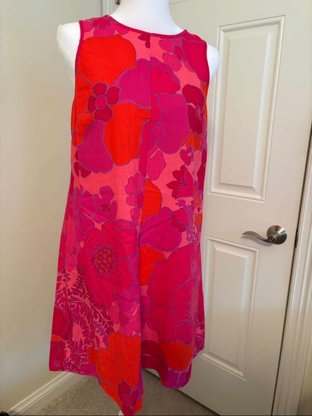 London Times Pink and Red Floral Shift Dress